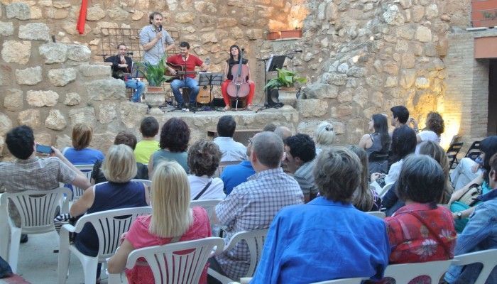 Presentación la Reunión de Amigos de los Castillos de Aragón